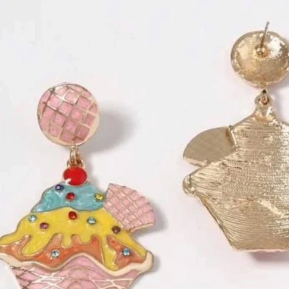 ❤️ FREE Ice Cream Ice cream Cone Waffle Hipster Artsy Art Chic Girly Earrings - Picture 4 of 4